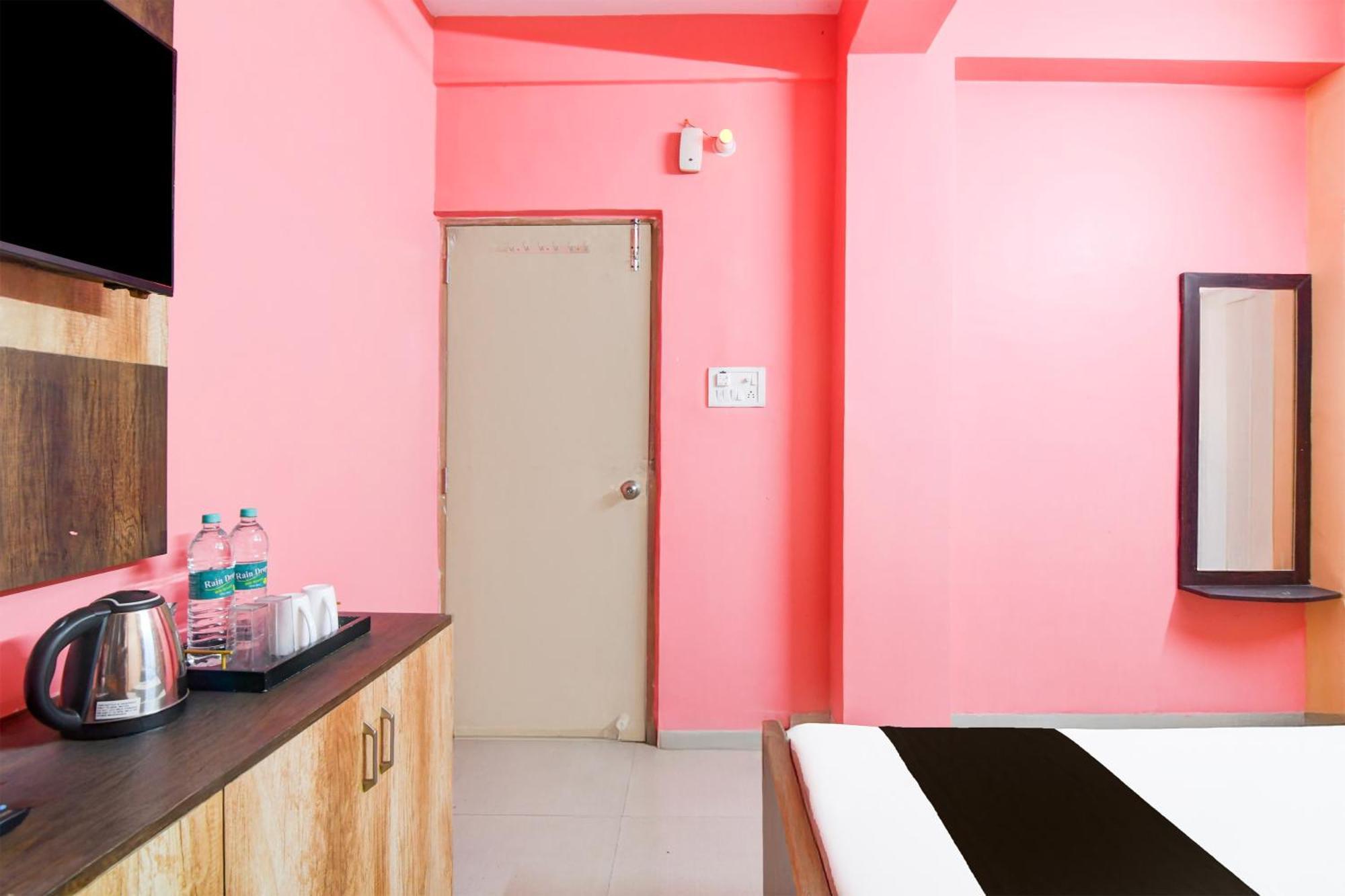 Hotel O Survey Park Jādabpur エクステリア 写真